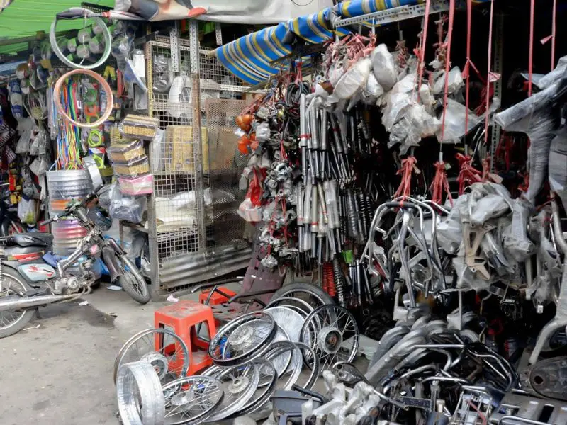 Chợ Tân Thành – Khu chợ phụ tùng xe máy lớn nhất TP.HCM 6