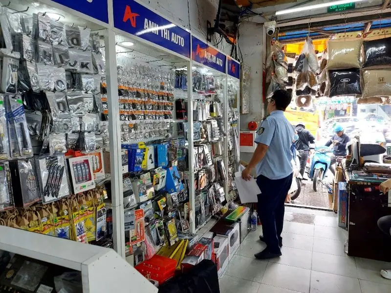 Chợ Tân Thành – Khu chợ phụ tùng xe máy lớn nhất TP.HCM 3