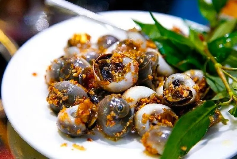 Chợ X&oacute;m Chiếu quận 4 c&oacute; g&igrave; m&agrave; đốn tim t&iacute;n đồ ẩm thực S&agrave;i G&ograve;n 3