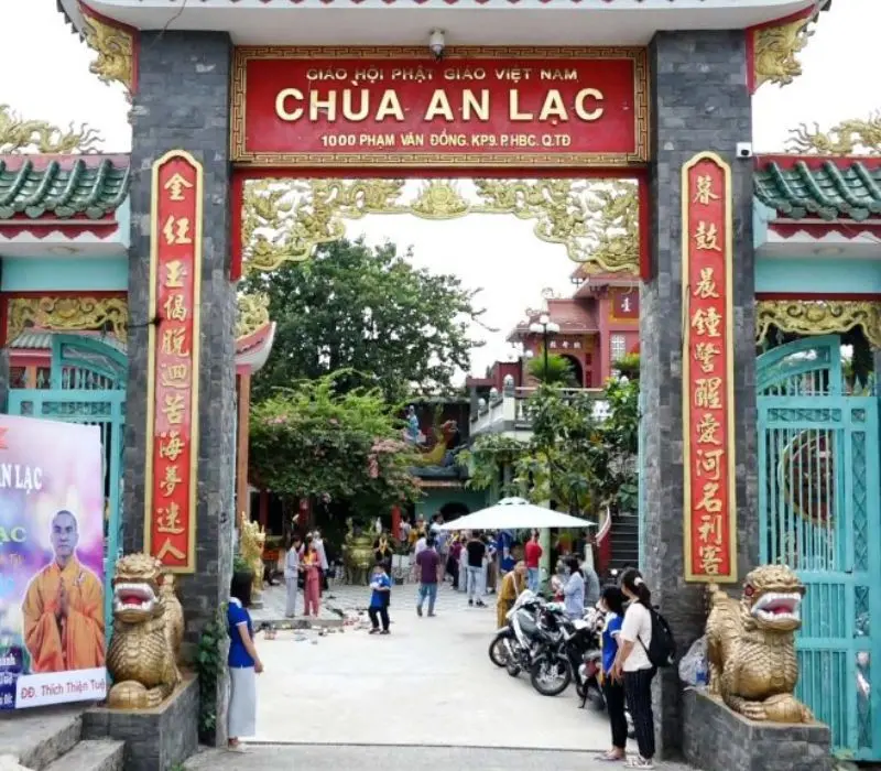Ch&ugrave;a An Lạc: Kh&ocirc;ng gian Phật gi&aacute;o an nhi&ecirc;n ngay Thủ Đức 3
