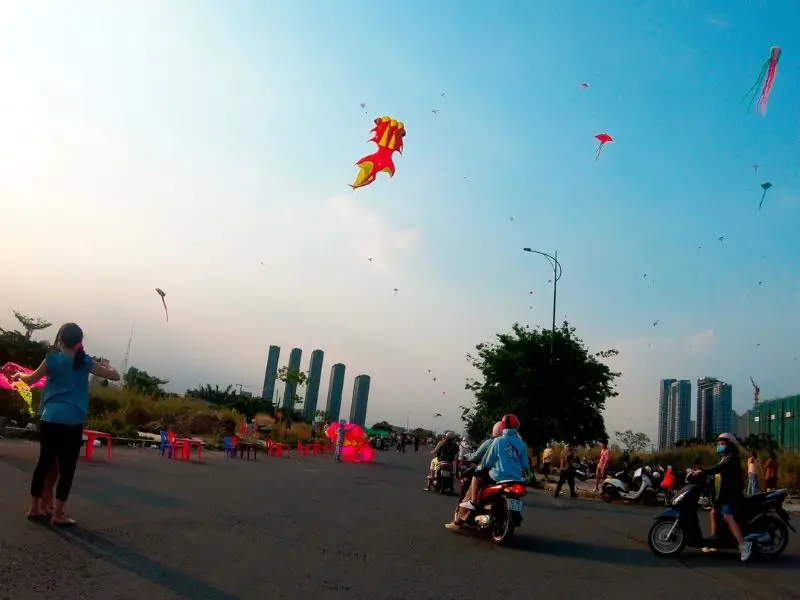 Kh&aacute;m ph&aacute; 9 b&atilde;i thả diều S&agrave;i G&ograve;n, điểm hẹn l&yacute; tưởng v&agrave;o cuối tuần 2
