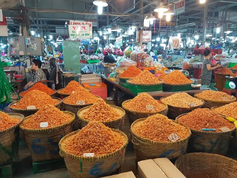 Kh&aacute;m ph&aacute; chợ B&igrave;nh Điền với quy m&ocirc; lớn nhất Việt Nam 9