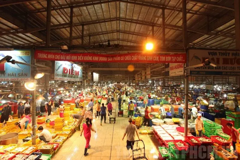 Kh&aacute;m ph&aacute; chợ B&igrave;nh Điền với quy m&ocirc; lớn nhất Việt Nam 11