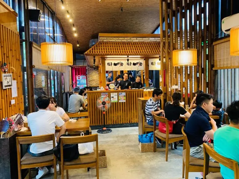 Kh&aacute;m ph&aacute; Oishi Town: Hương vị Nhật Bản giữa l&ograve;ng S&agrave;i G&ograve;n 4