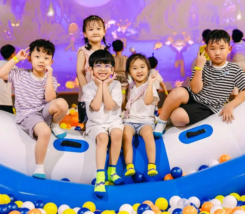 Oanh tạc Jump Arena quận 7 với những tr&ograve; chơi bạt nh&uacute;n si&ecirc;u th&uacute; vị 4