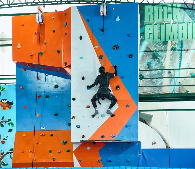 Oanh tạc Jump Arena quận 7 với những tr&ograve; chơi bạt nh&uacute;n si&ecirc;u th&uacute; vị 11