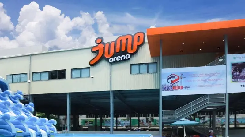Oanh tạc Jump Arena quận 7 với những tr&ograve; chơi bạt nh&uacute;n si&ecirc;u th&uacute; vị 2