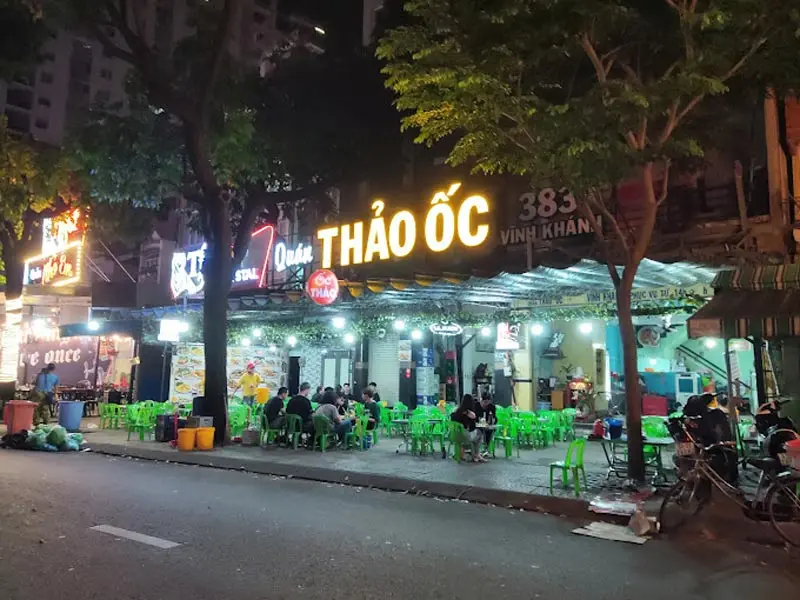 Phố ẩm thực Vĩnh Khánh, địa điểm ăn chơi quen thuộc của giới trẻ quận 4 5