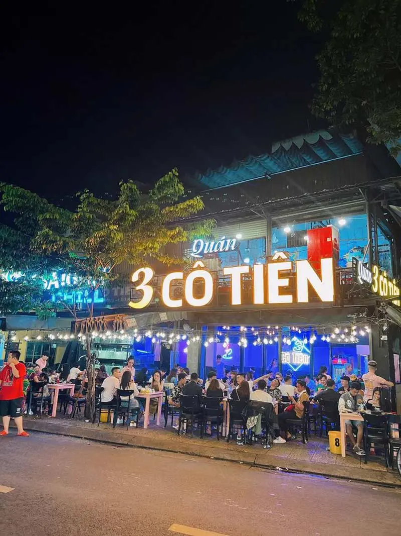 Phố ẩm thực Vĩnh Khánh, địa điểm ăn chơi quen thuộc của giới trẻ quận 4 14