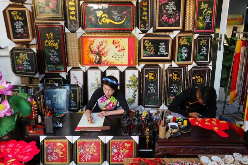 Phố &Ocirc;ng Đồ 2024, t&ocirc;n vinh văn h&oacute;a &ldquo;Xin chữ, Cho chữ&rdquo; đầu xu&acirc;n 8