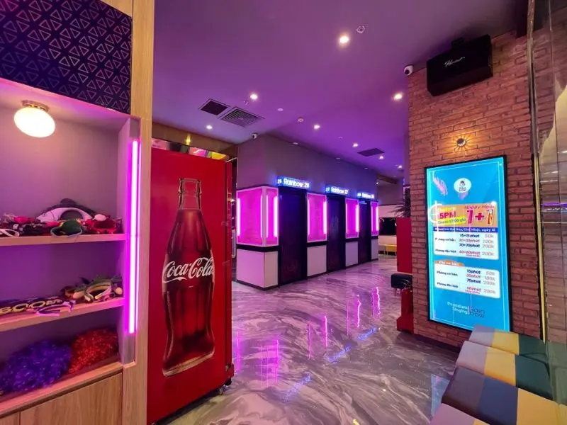 Review Karaoke Rainbow tại TP.HCM &ndash; H&aacute;t cực đ&atilde;, gi&aacute; cực mềm 7