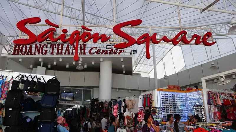Review Saigon Square, thi&ecirc;n đường mua sắm d&agrave;nh cho giới trẻ 2