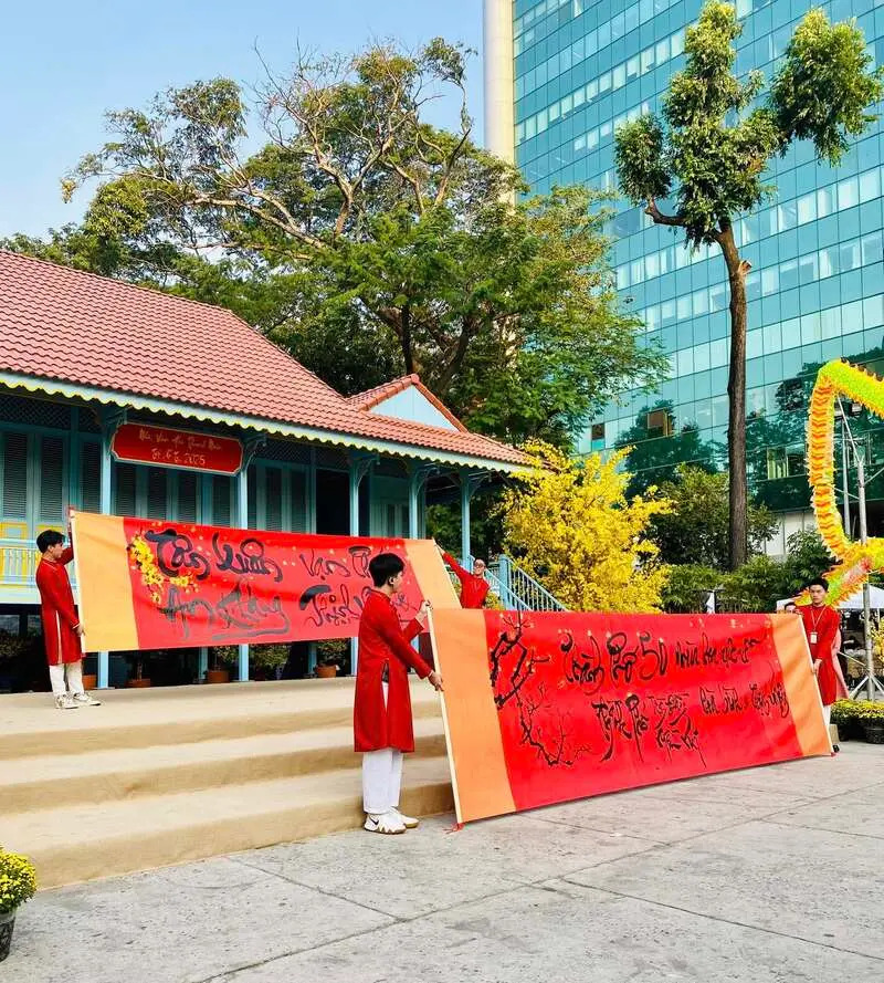Rực rỡ Phố &Ocirc;ng Đồ tại Lễ hội Tết Việt Ất Tỵ 2025 đa sắc m&agrave;u 17