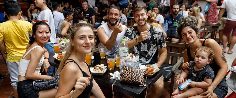 Saigon Outcast, điểm giải tr&iacute; đậm c&aacute; t&iacute;nh v&agrave; phong c&aacute;ch đường phố 8
