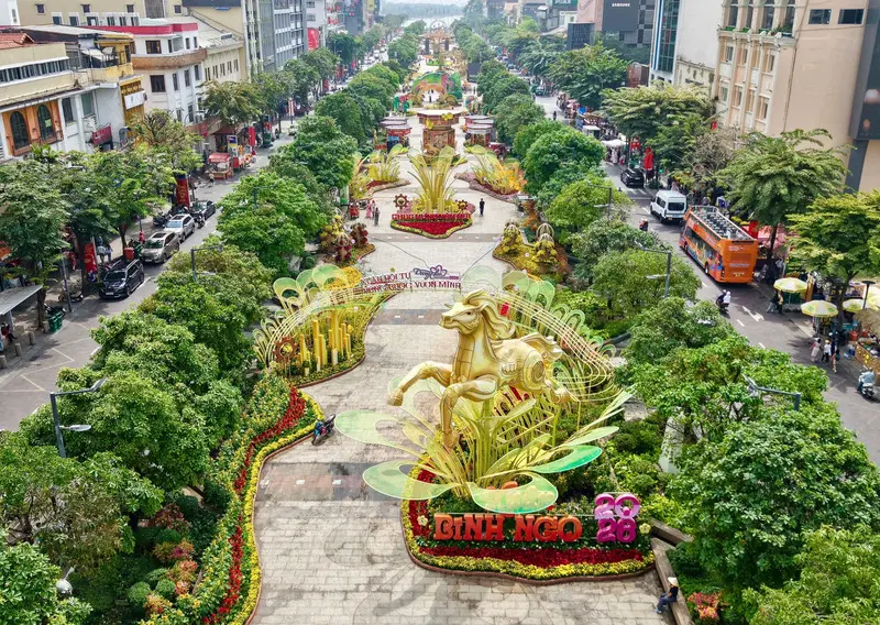Tham quan Đường hoa Nguyễn Huệ Tết B&iacute;nh Ngọ 2026 chi tiết 2