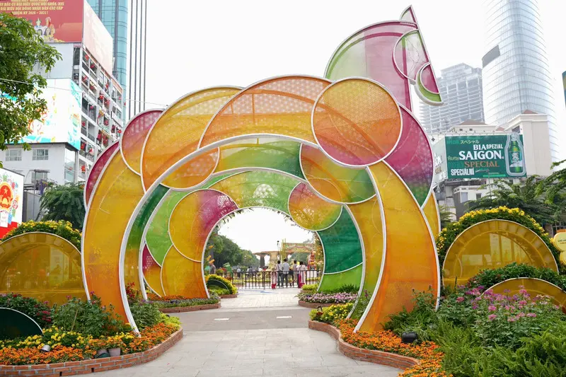 Tham quan Đường hoa Nguyễn Huệ Tết B&iacute;nh Ngọ 2026 chi tiết 5