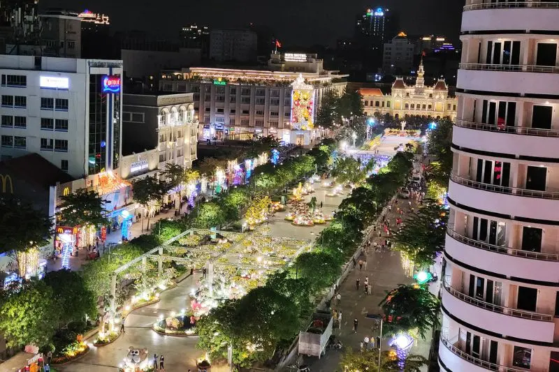 Top 10 điểm du lịch S&agrave;i G&ograve;n h&egrave; tận hưởng trọn vẹn kỳ nghỉ 3