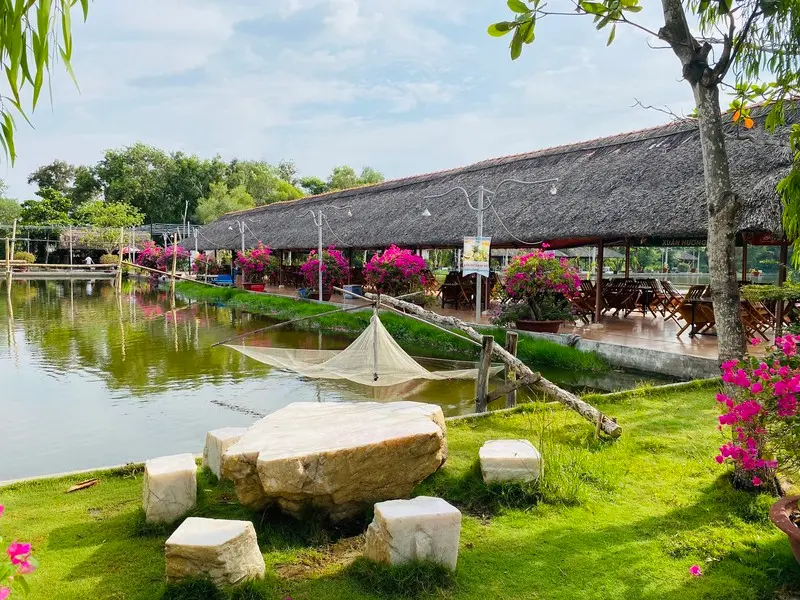 Top 13 khu du lịch sinh th&aacute;i ở TP.HCM kh&ocirc;ng gian miệt vườn xanh m&aacute;t 15