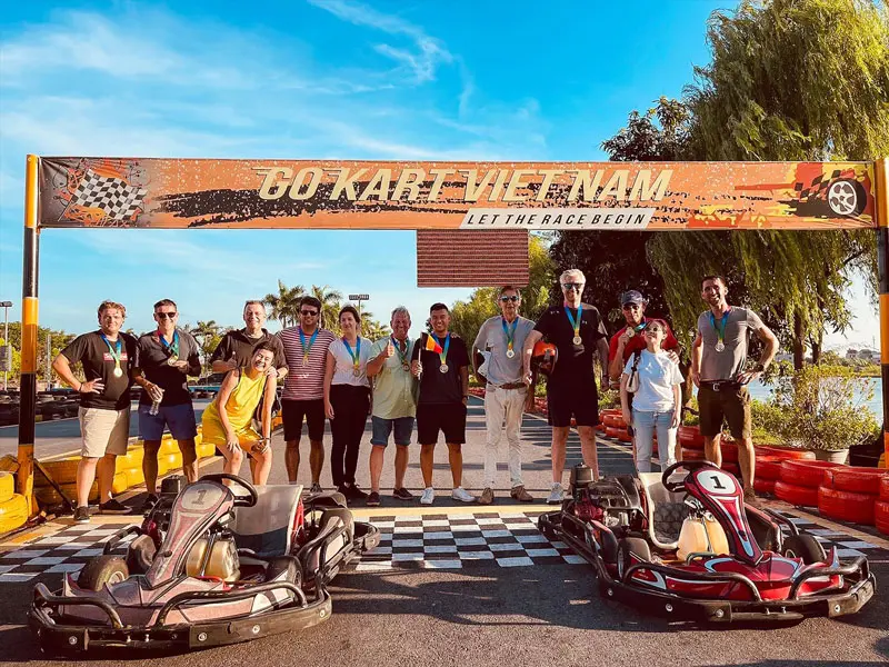 Trải nghiệm đua xe Go Kart cực ch&aacute;y cho team m&ecirc; tốc độ 2