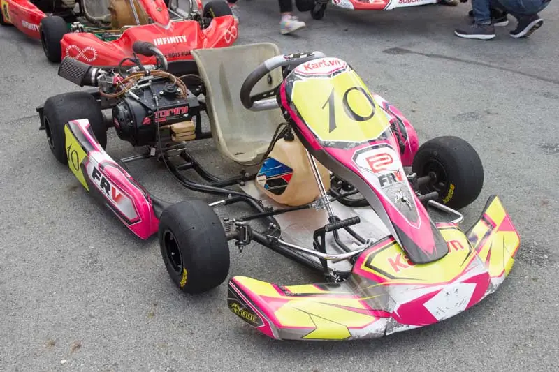 Trải nghiệm đua xe Go Kart cực ch&aacute;y cho team m&ecirc; tốc độ 3