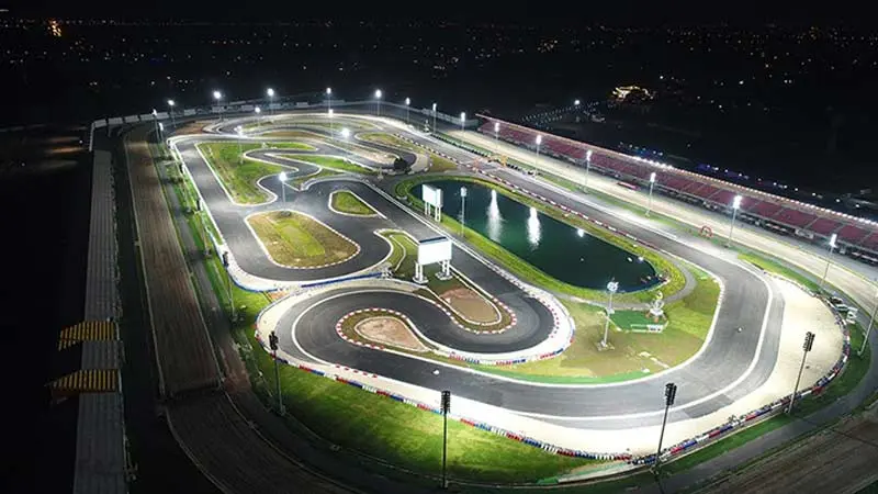 Trải nghiệm đua xe Go Kart cực ch&aacute;y cho team m&ecirc; tốc độ 9