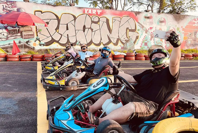 Trải nghiệm đua xe Go Kart cực ch&aacute;y cho team m&ecirc; tốc độ 6