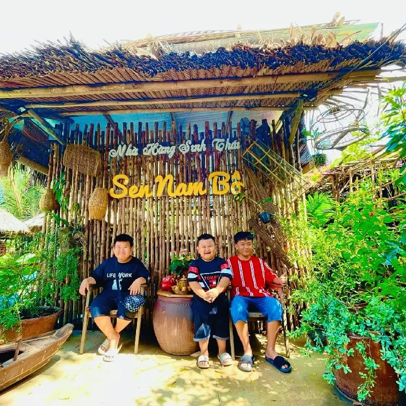 Trải nghiệm khu ẩm thực sinh th&aacute;i Sen Nam Bộ giữ l&ograve;ng S&agrave;i G&ograve;n 11