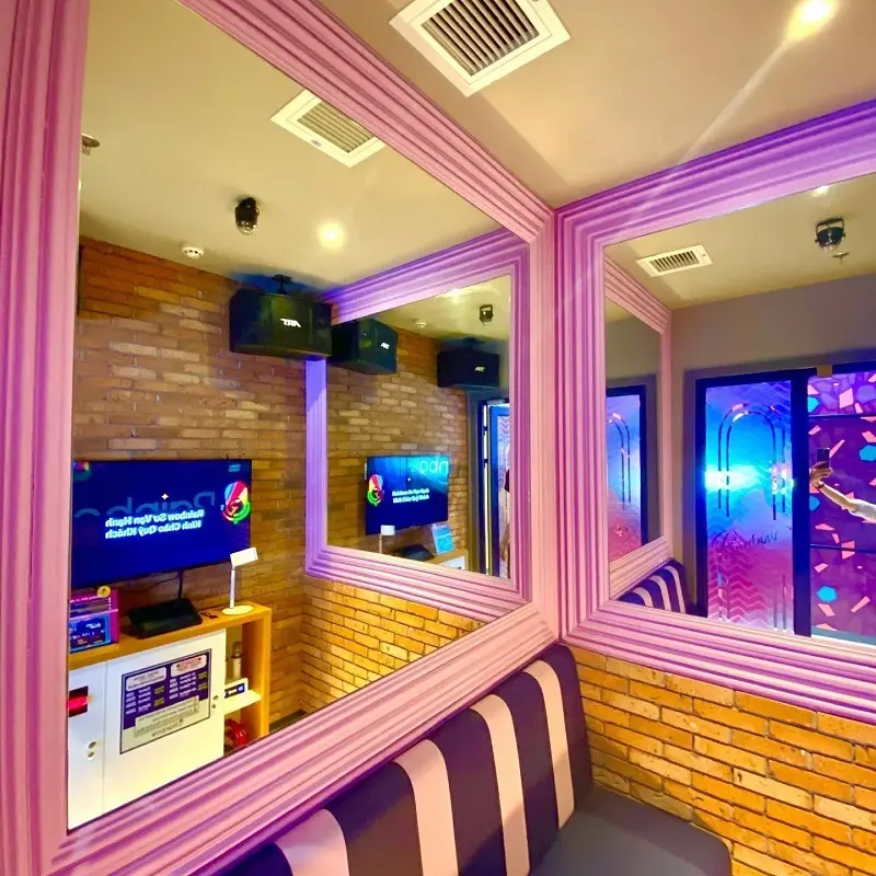 Vạn Hạnh Mall c&oacute; g&igrave;? Kinh nghiệm ăn chơi, mua sắm chi tiết nhất 13