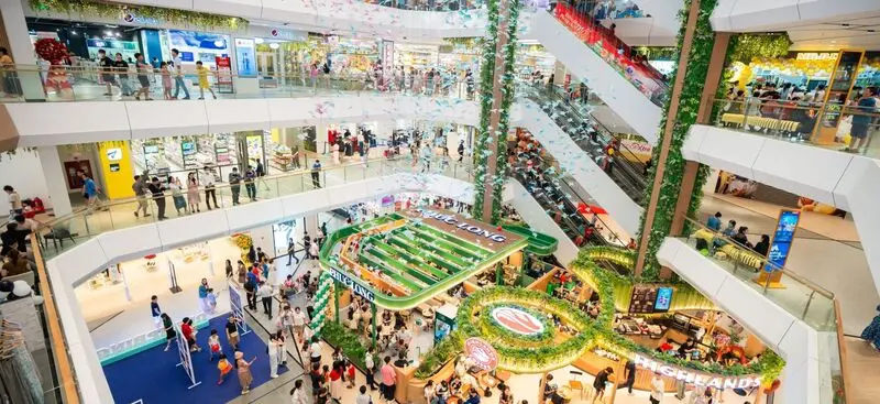 Vincom Plaza Quang Trung, thi&ecirc;n đường mua sắm v&agrave; giải tr&iacute; 9