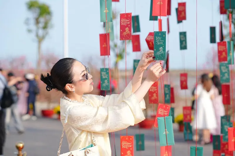Lễ hội Xu&acirc;n Cần Giờ: Sắc m&agrave;u văn h&oacute;a d&acirc;n d&atilde; miền biển 6