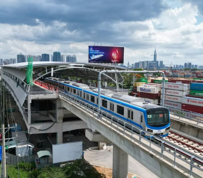 Gợi ý hành trình du lịch dọc theo tuyến metro số 1