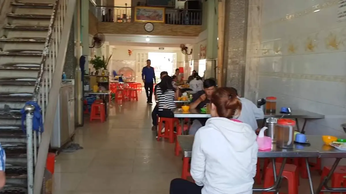 Gh&eacute; Mỹ Tho phải thử ngay Qu&aacute;n cơm tấm Cầu Đ&ocirc;i 3