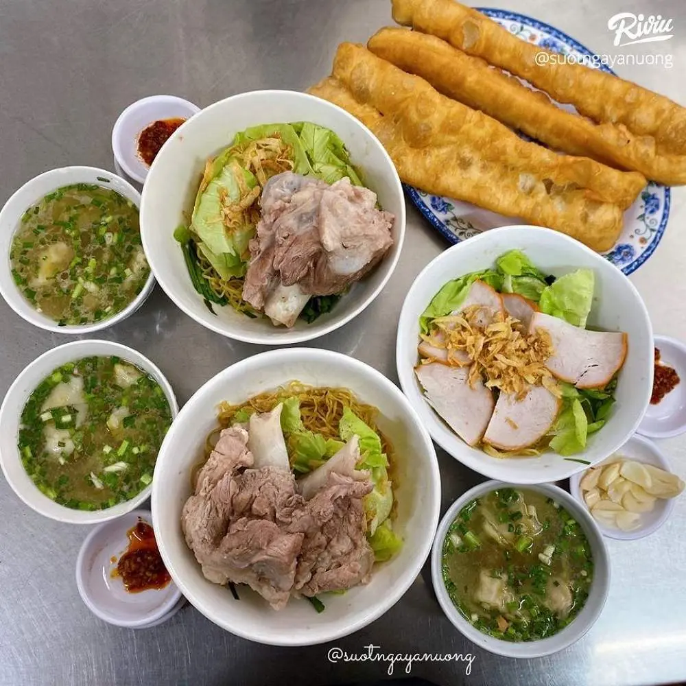 H&eacute; lộ Top qu&aacute;n hủ tiếu Mỹ Tho Tiền Giang khiến d&acirc;n bản xứ m&ecirc; đắm 4
