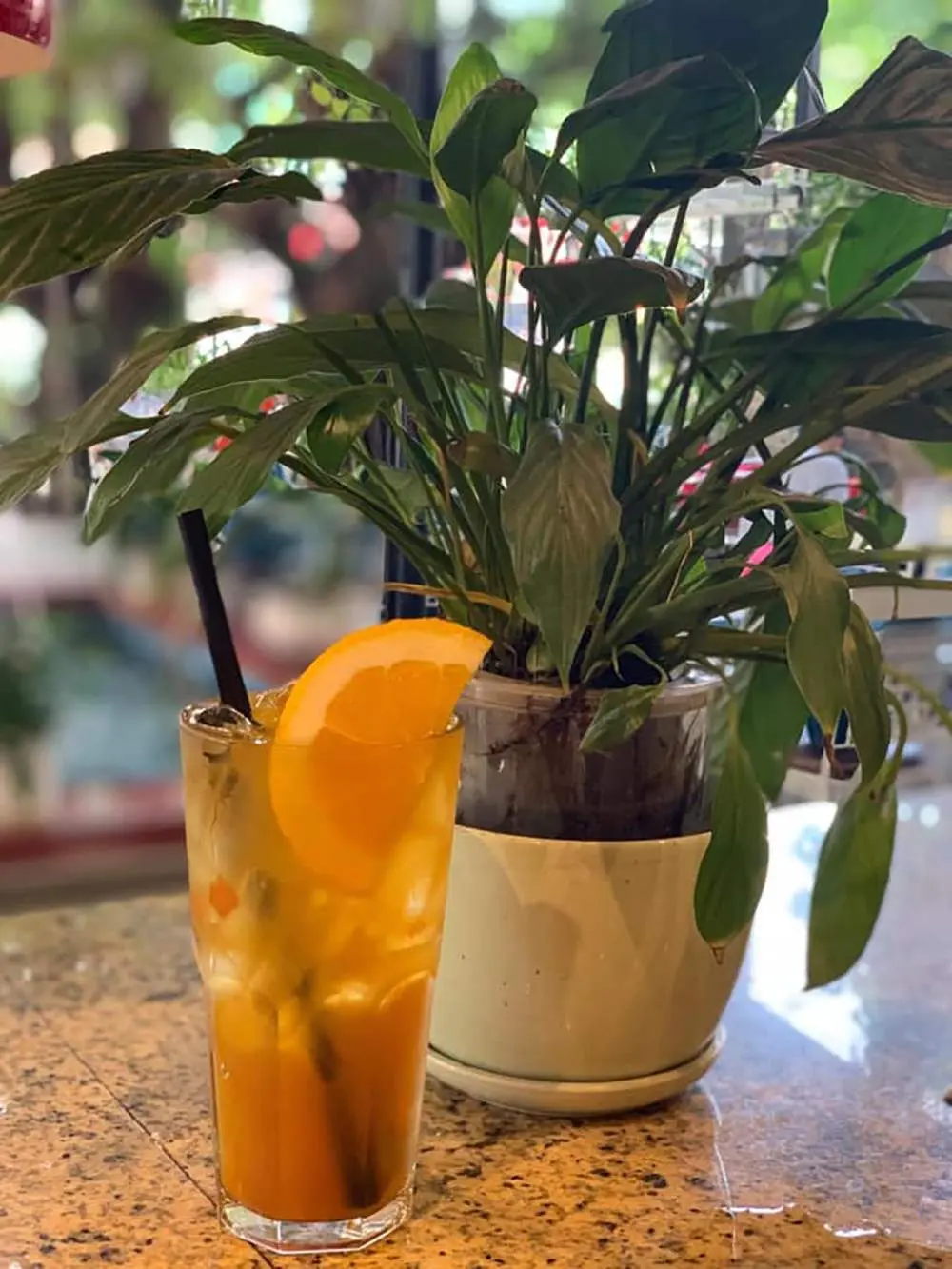 Kh&aacute;m ph&aacute; New City Cafe với kh&ocirc;ng gian l&atilde;ng mạn v&agrave; đầy m&agrave;u sắc 6