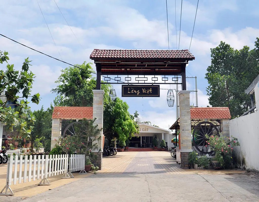 Nh&agrave; h&agrave;ng L&agrave;ng Việt, địa điểm l&yacute; tưởng để thưởng thức những bữa ăn ngon 2