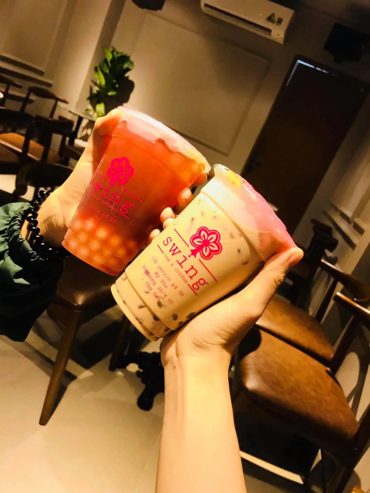 Thi&ecirc;n đường tr&agrave; sữa Swing coffee and Tea khiến giới trẻ m&ecirc; mẩn 6
