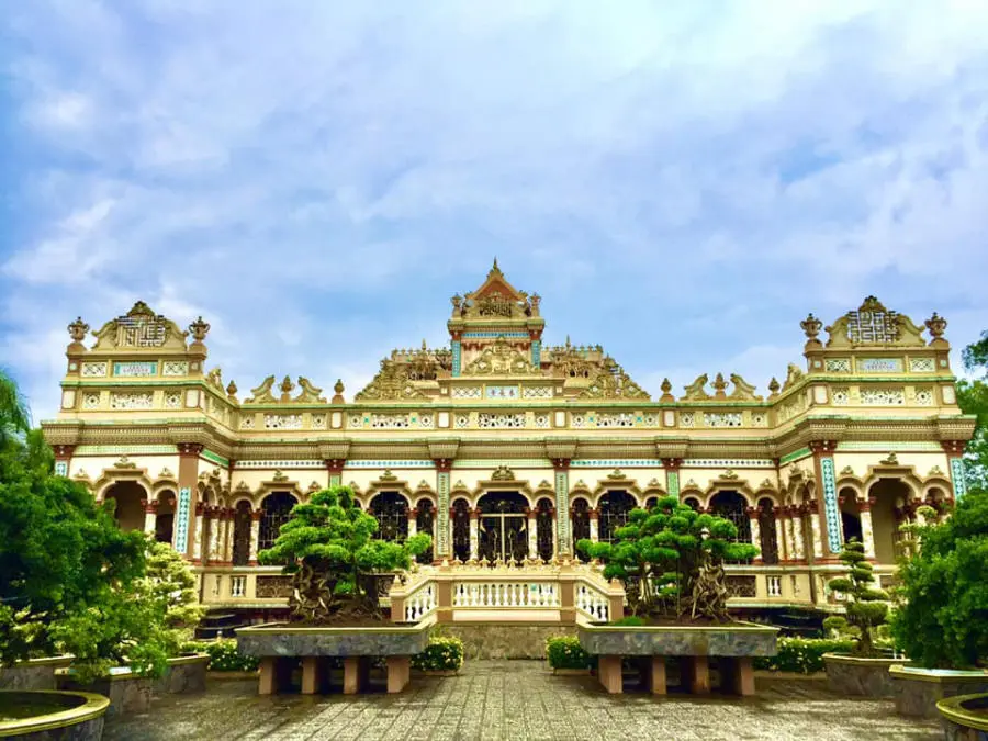 Kiến tr&uacute;c Ch&ugrave;a Vĩnh Tr&agrave;ng Tiền Giang đậm chất Phật gi&aacute;o tại Đ&ocirc;ng Nam Bộ 2