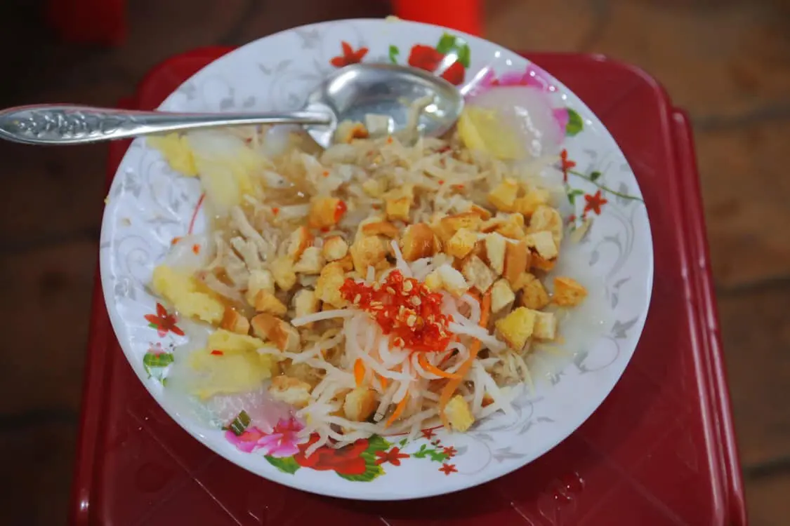 Review top 10 qu&aacute;n ăn ngon nổi tiếng ở Mỹ Tho m&agrave; gi&aacute; c&ograve;n rẻ 2