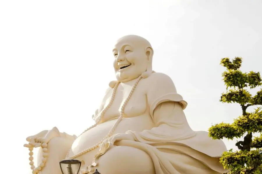 Vẻ đẹp thanh tao của Ch&ugrave;a Vĩnh Tr&agrave;ng dưới nắng gi&oacute; phương Nam 5