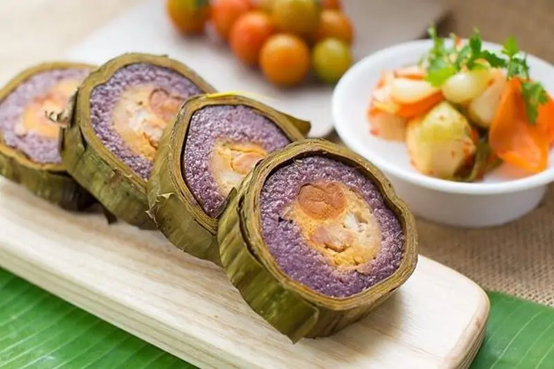 Thưởng thức đặc sản bánh tét Trà Cuôn vang danh Xứ dừa sáp 2