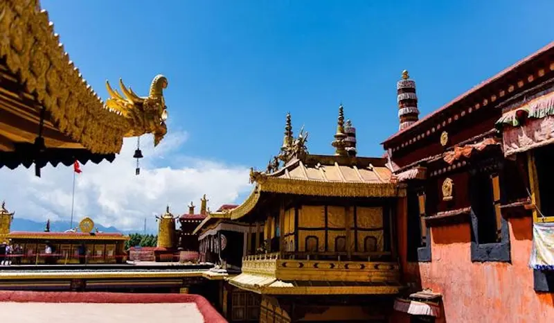 Cung điện Potala, t&ograve;a th&agrave;nh văn h&oacute;a Phật gi&aacute;o tại T&acirc;y Tạng 15