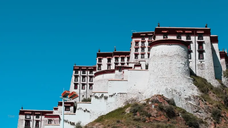 Cung điện Potala, t&ograve;a th&agrave;nh văn h&oacute;a Phật gi&aacute;o tại T&acirc;y Tạng 4