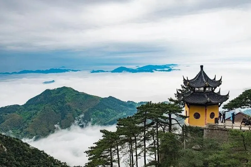 Cửu Hoa Sơn: Vẻ đẹp linh thi&ecirc;ng nơi Phật gi&aacute;o danh sơn Trung Hoa 2