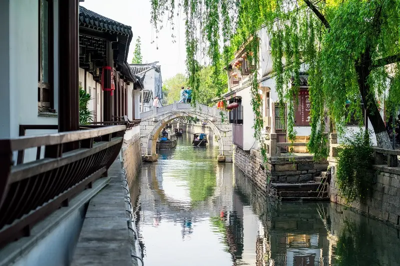 Đắm say thi&ecirc;n đường hạ giới T&ocirc; Ch&acirc;u b&ecirc;n s&ocirc;ng Dương Tử 4