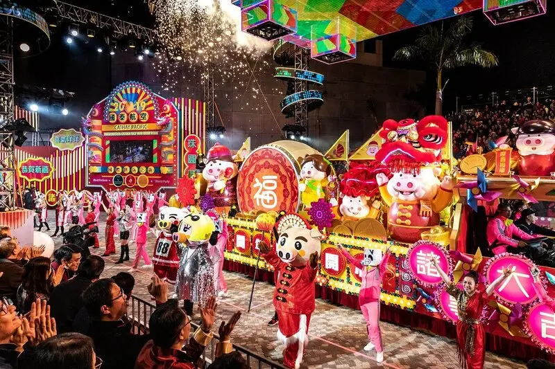 Du lịch Hong Kong Tết Nguy&ecirc;n Đ&aacute;n tận hưởng m&ugrave;a lễ hội lớn nhất năm 6