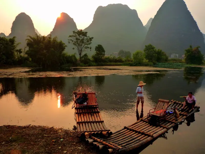 Dương S&oacute;c cổ trấn b&igrave;nh y&ecirc;n b&ecirc;n d&ograve;ng s&ocirc;ng Li Trung Quốc 8