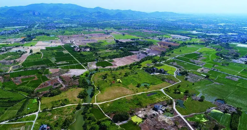 H&agrave;ng Ch&acirc;u, vẻ đẹp s&aacute;nh ngang với thi&ecirc;n đường hạ giới 17