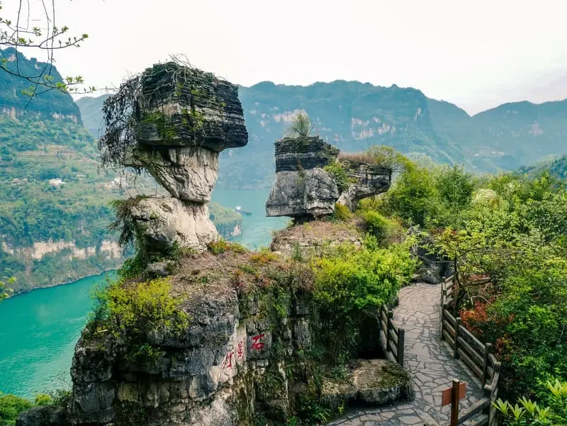 Hồ Bắc Trung Quốc, nơi trầm t&iacute;ch văn h&oacute;a c&oacute; d&ograve;ng Dương Tử đổ qua 5