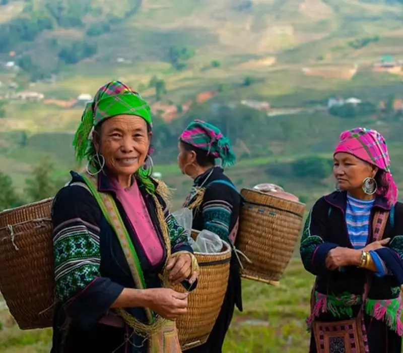 Người Mi&ecirc;u: D&acirc;n tộc cổ xưa sống giữa n&uacute;i rừng Hoa lục 3