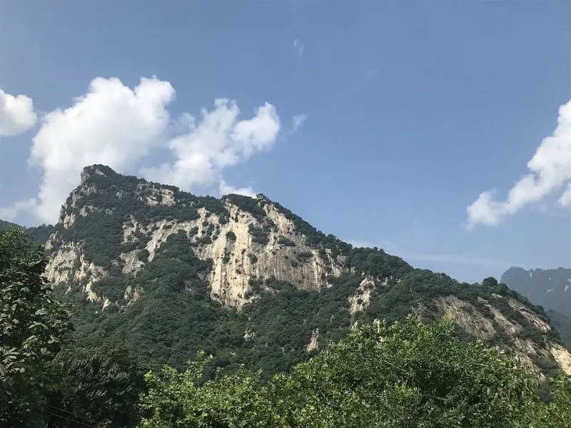 Núi Tần Lĩnh, long mạch gắn liền với chốn yên nghỉ của bậc Đế vương 7